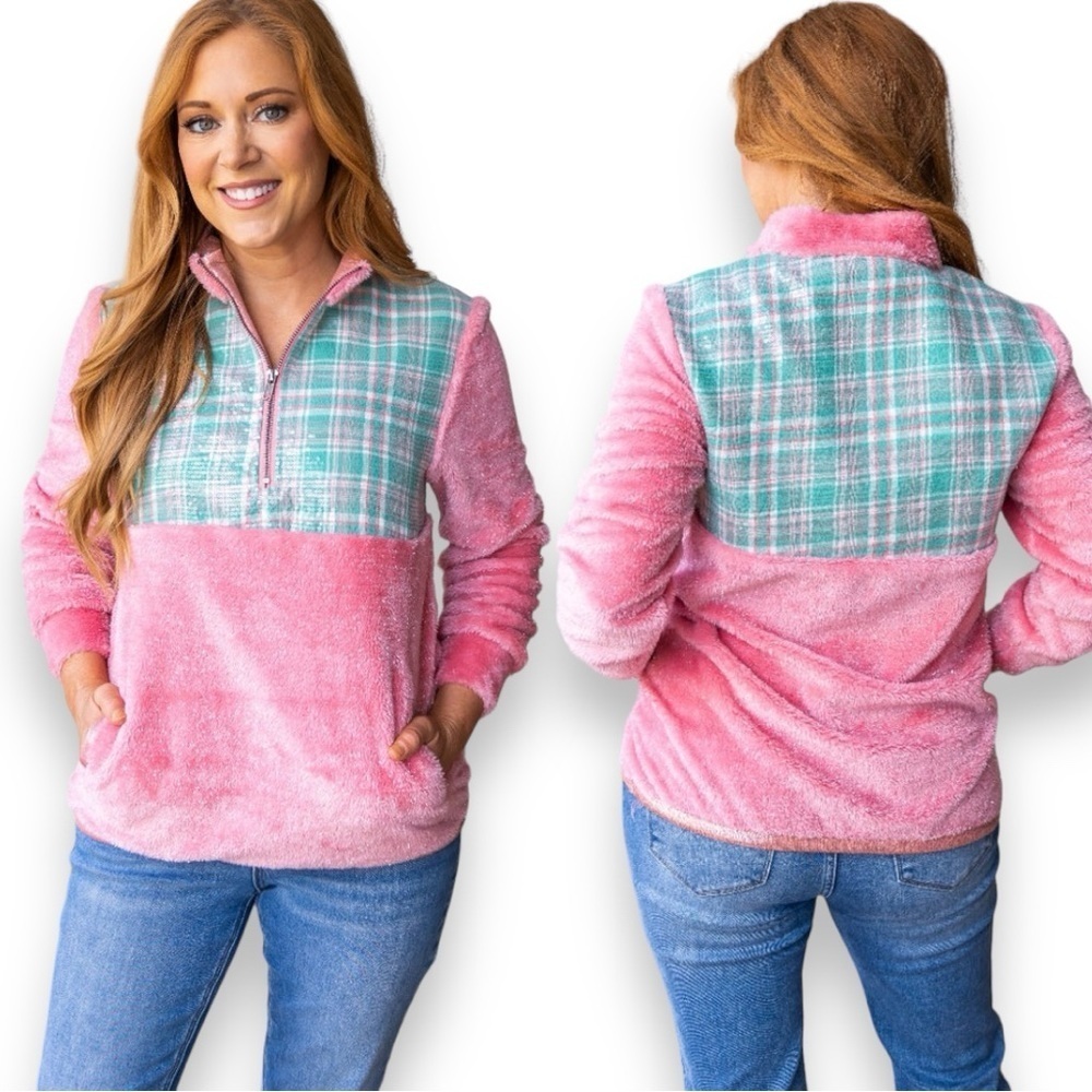 GRACE+EMMA Size M Style Squad Half Zip Pink Gingham Sherpa